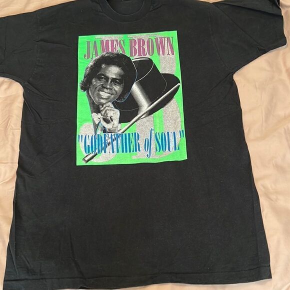 Vintage James Brown size XL concert T-shirt selling for $600 on other sites GVC - Picture 2 of 8